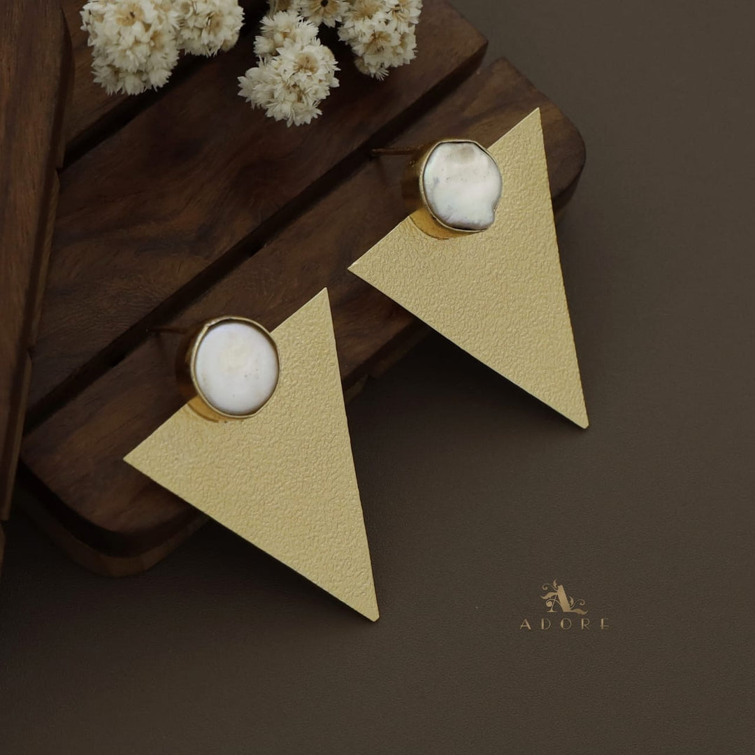 Baroque Textured Triangle Earring