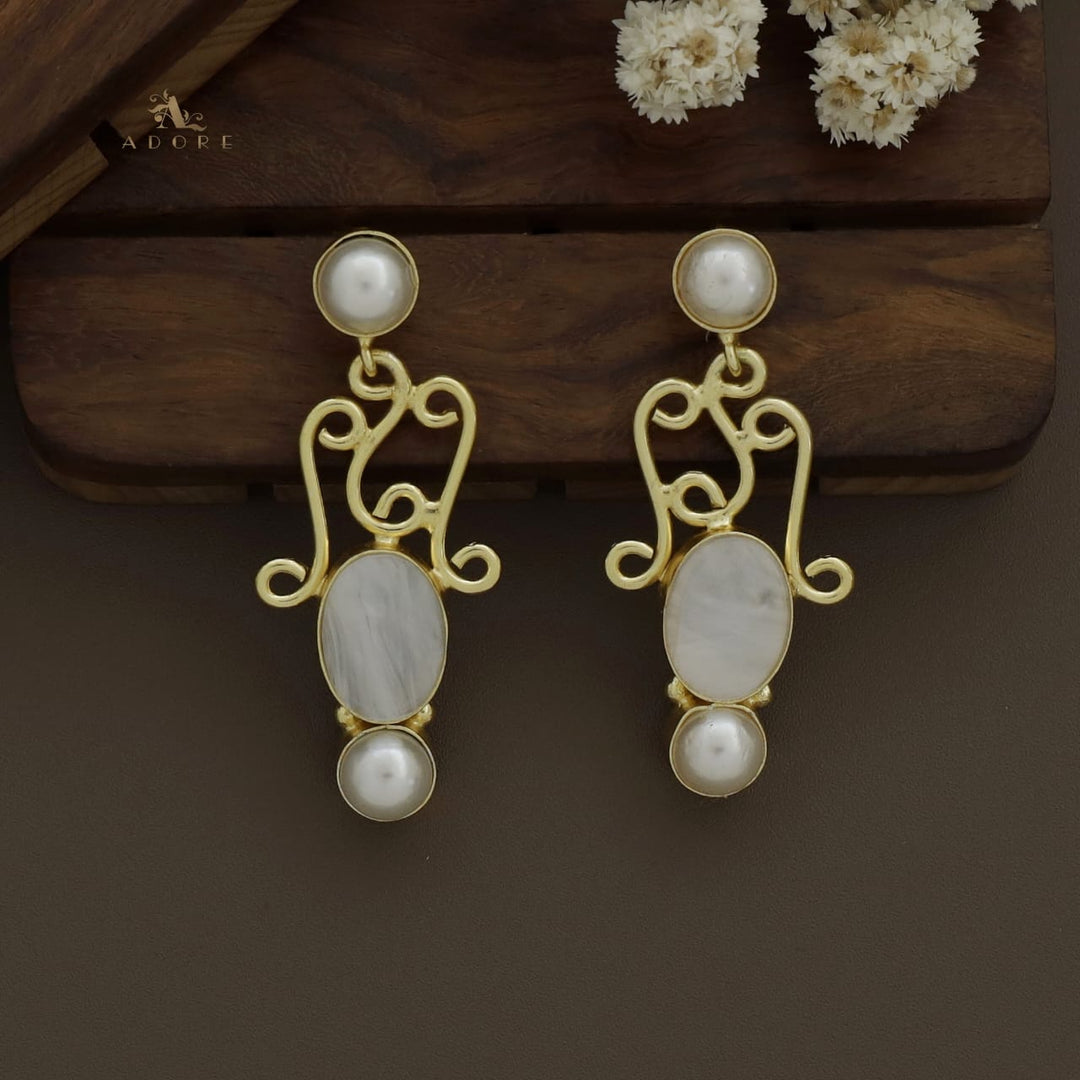 Pearly Oval MOP Earring