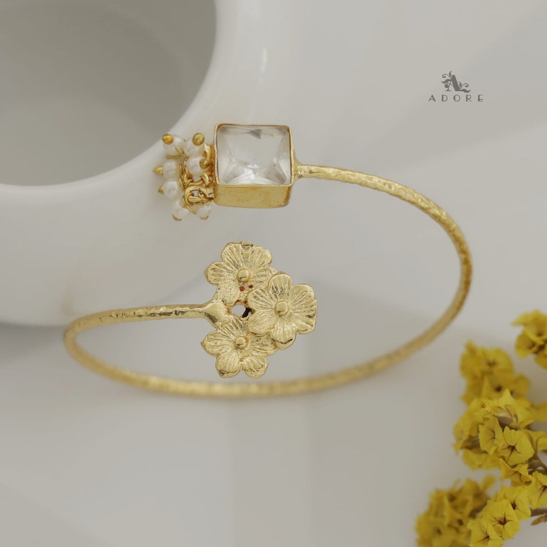 Glossy Square Cluster Flower + Pearly Bangle