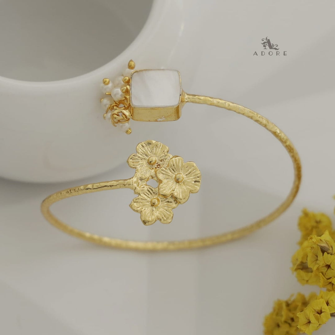 Glossy Square Cluster Flower + Pearly Bangle
