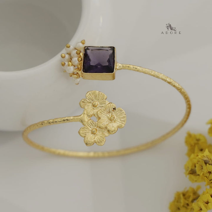 Glossy Square Cluster Flower + Pearly Bangle