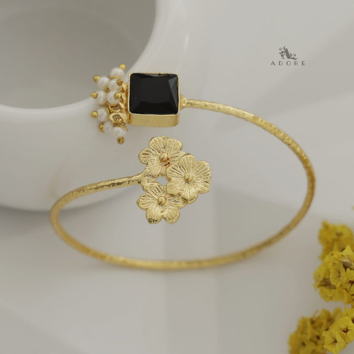 Glossy Square Cluster Flower + Pearly Bangle
