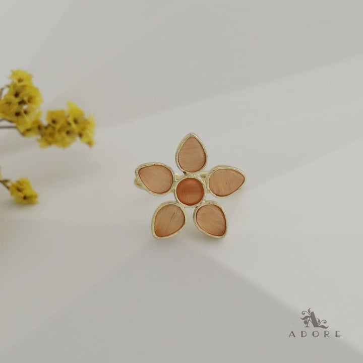 Hyna Glossy & Raw Stone Flower Ring