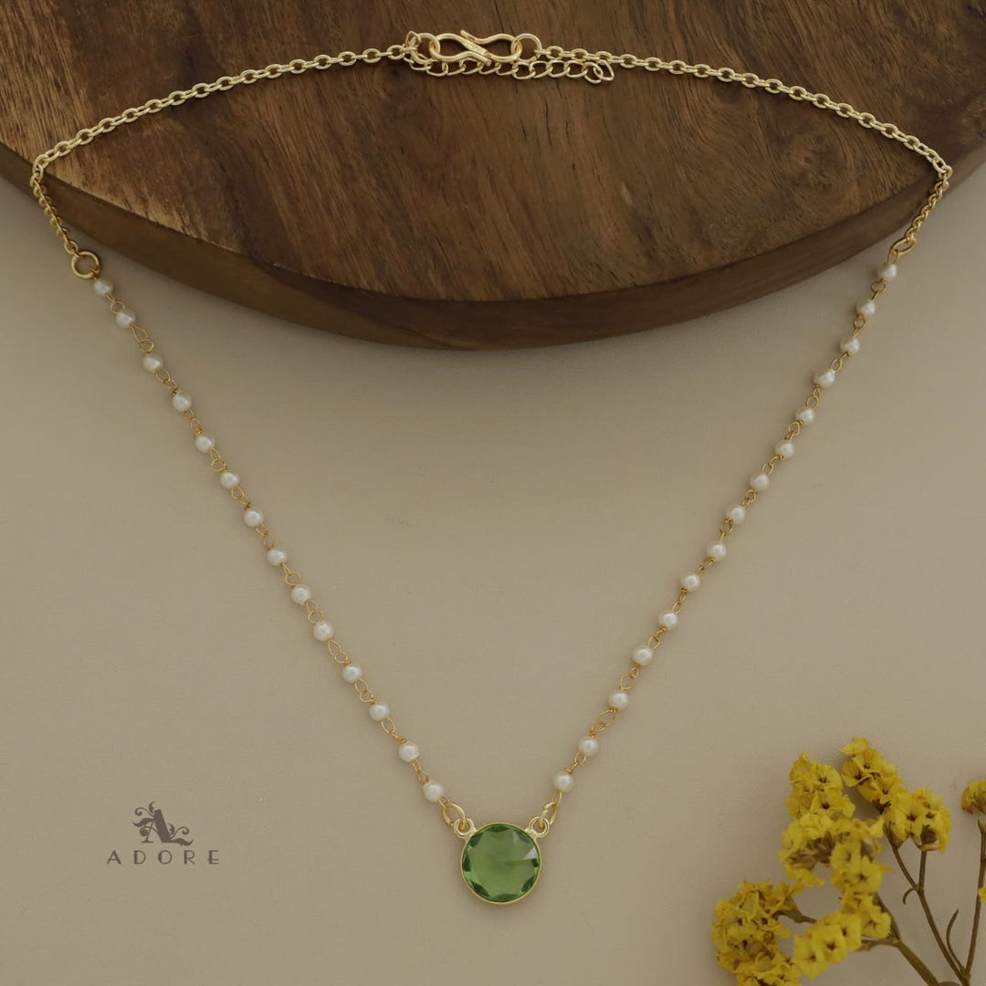 Nasmiya Round Neckpiece