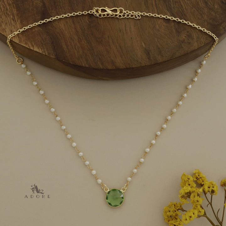 Nasmiya Round Neckpiece