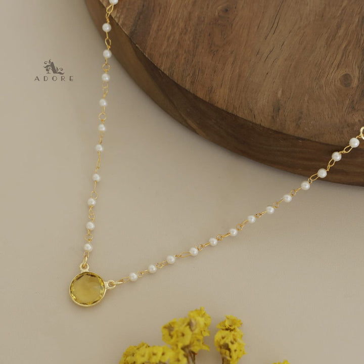 Nasmiya Round Neckpiece