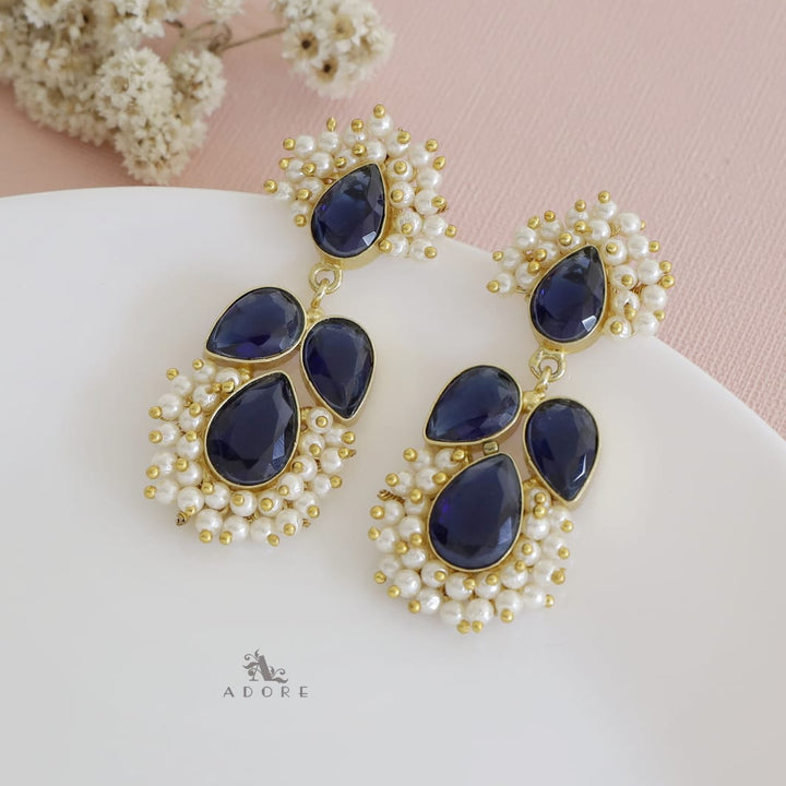 Tetra Glossy Drop Cluster Pearl Earring