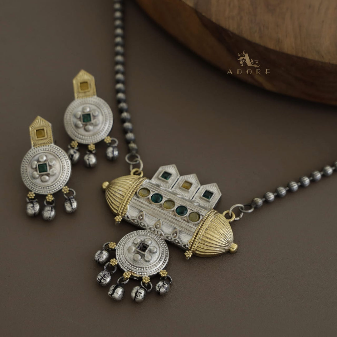 Sagareka Neckpiece With Earring