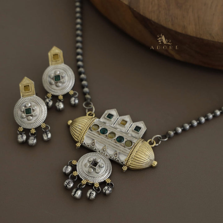 Sagareka Neckpiece With Earring