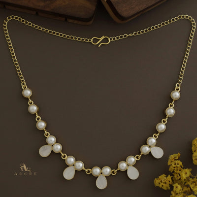 Elsia Pearly MOP Drop Short Neckpiece