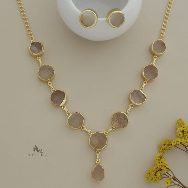 Marleigh Raw Stone Neckpiece With Stud