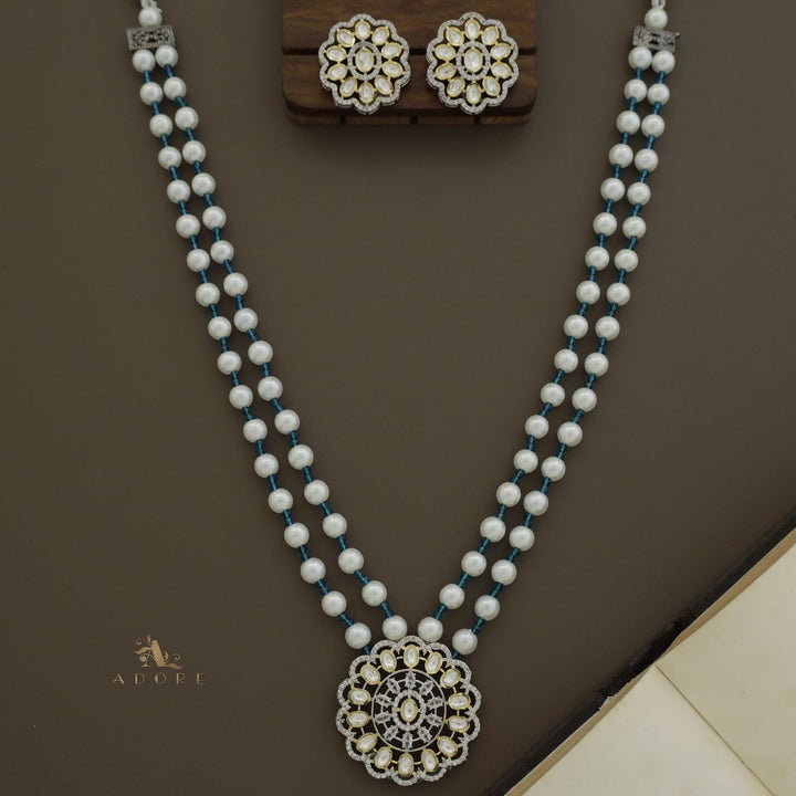 Hiranika Dual Tone Kundan Long Neckpiece With Earring