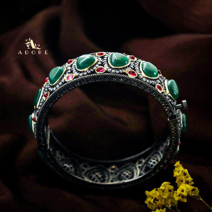 Anvita Glossy Openable Bangle