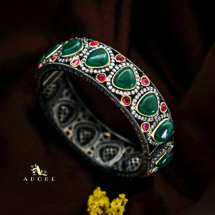 Anvita Glossy Openable Bangle
