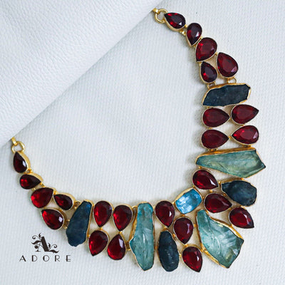 Esthera Neckpiece