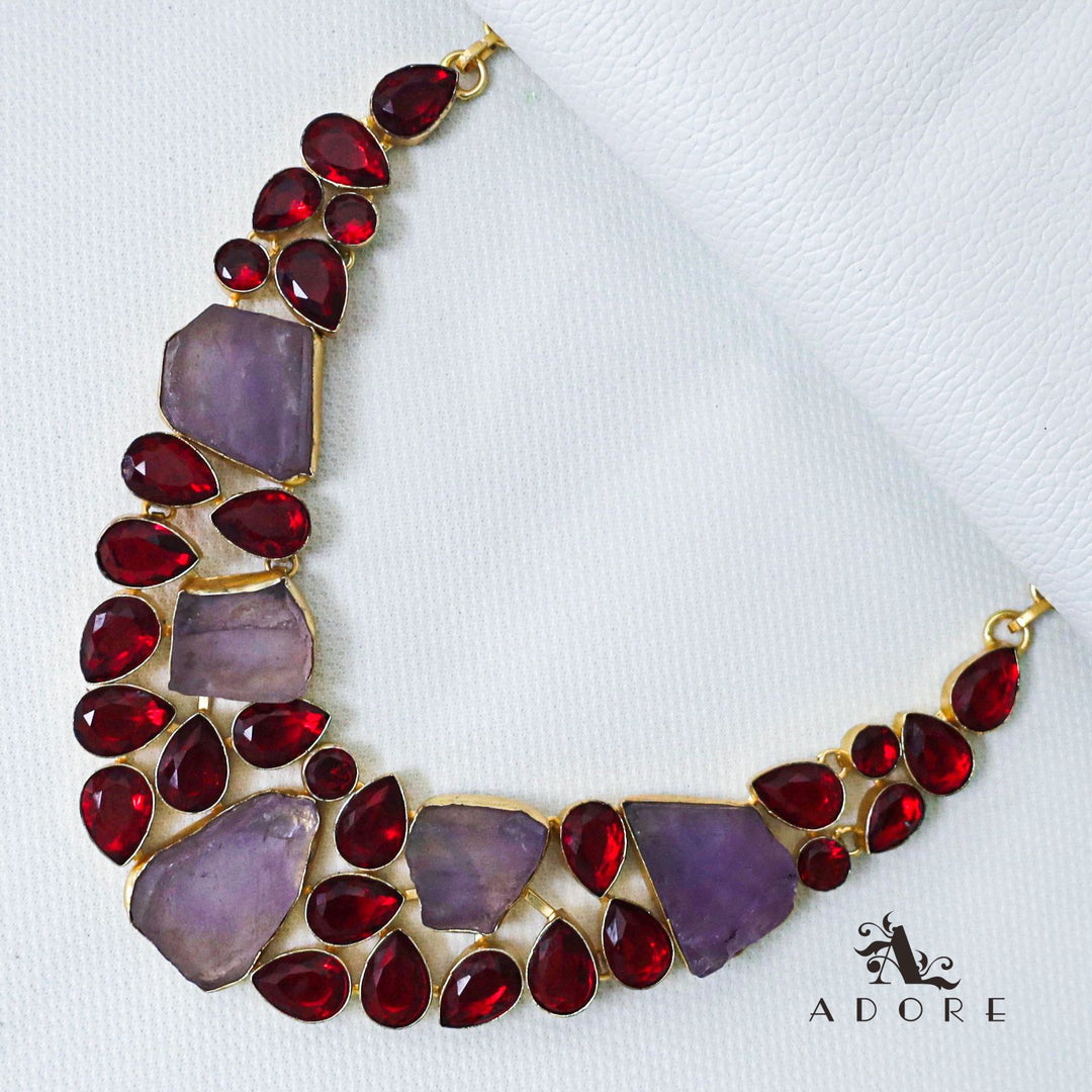 Jannet Neckpiece