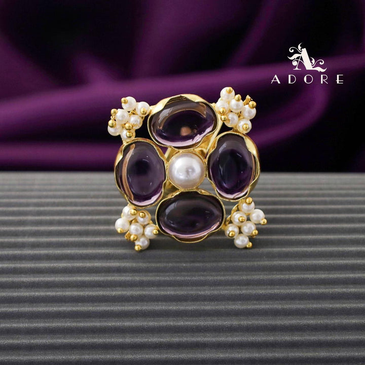Glossy Flower Cluster Pearl Ring