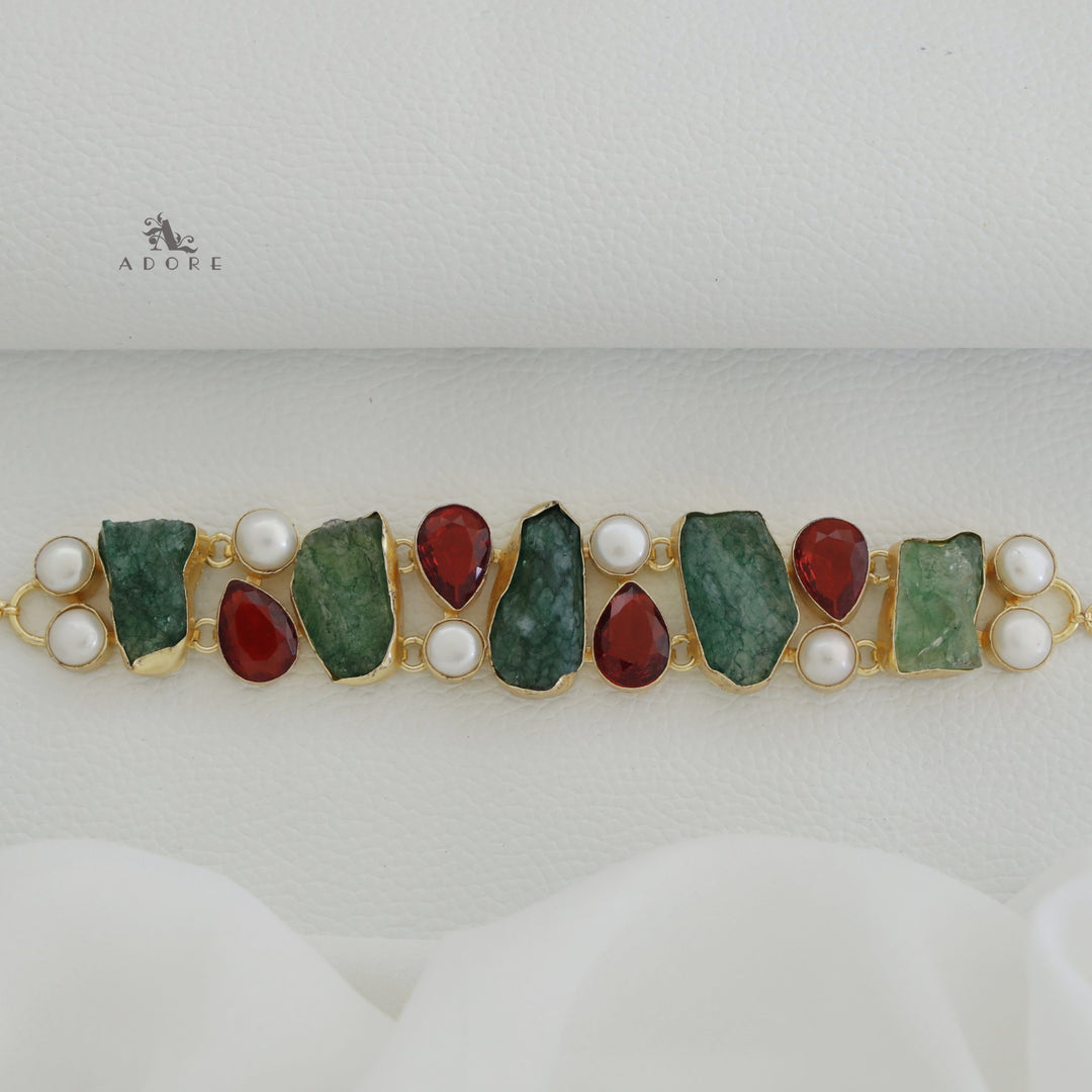 Alankritha Pearl Choker