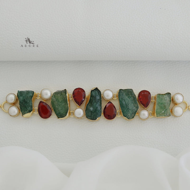 Alankritha Pearl Choker