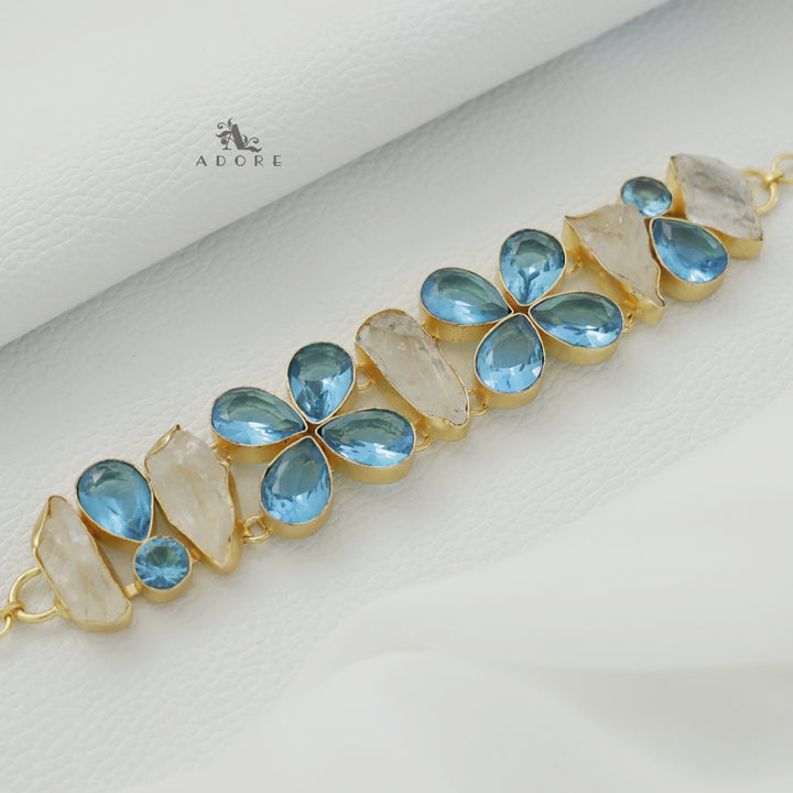 Upasana Choker