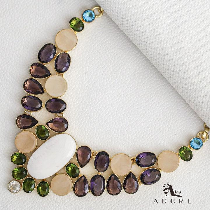 Bhanumi Neckpiece