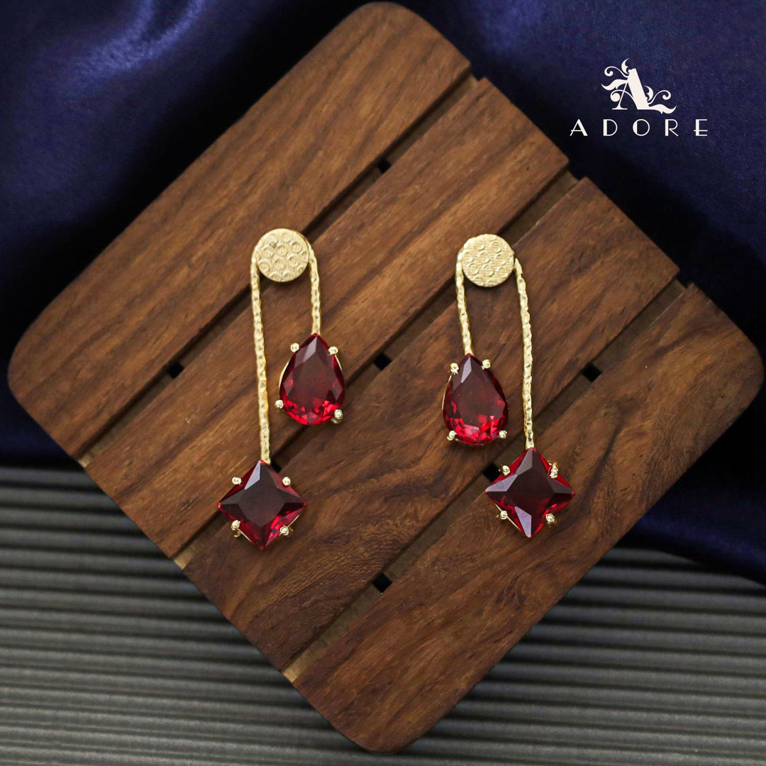 Triga Glossy Diamond Drop Earring