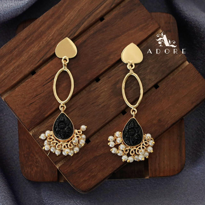 Carved Drop Pearl Heart Earring
