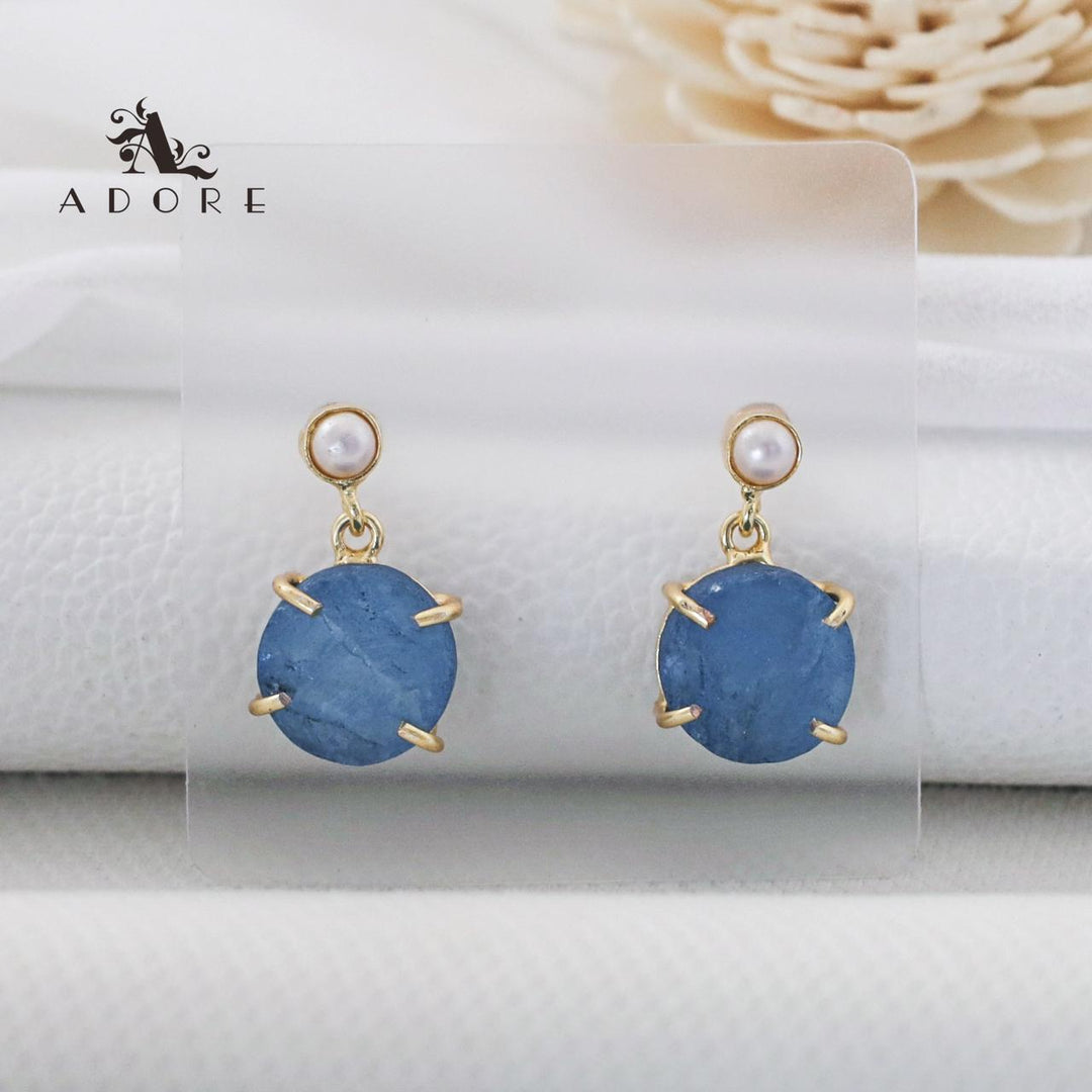 Halle Pearl Dyed Stone Earring