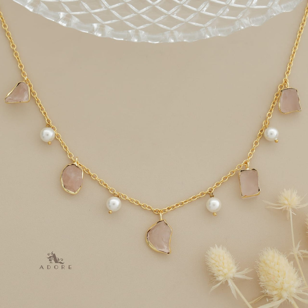 Mawar Raw Stone Pearl Neckpiece