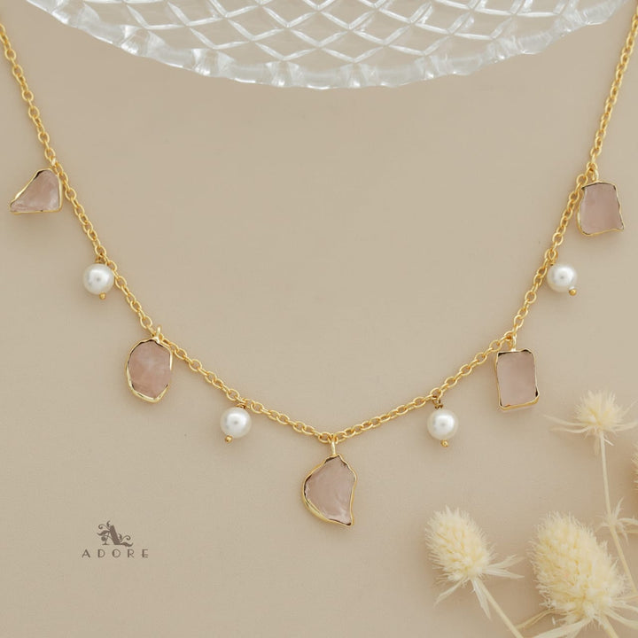 Mawar Raw Stone Pearl Neckpiece