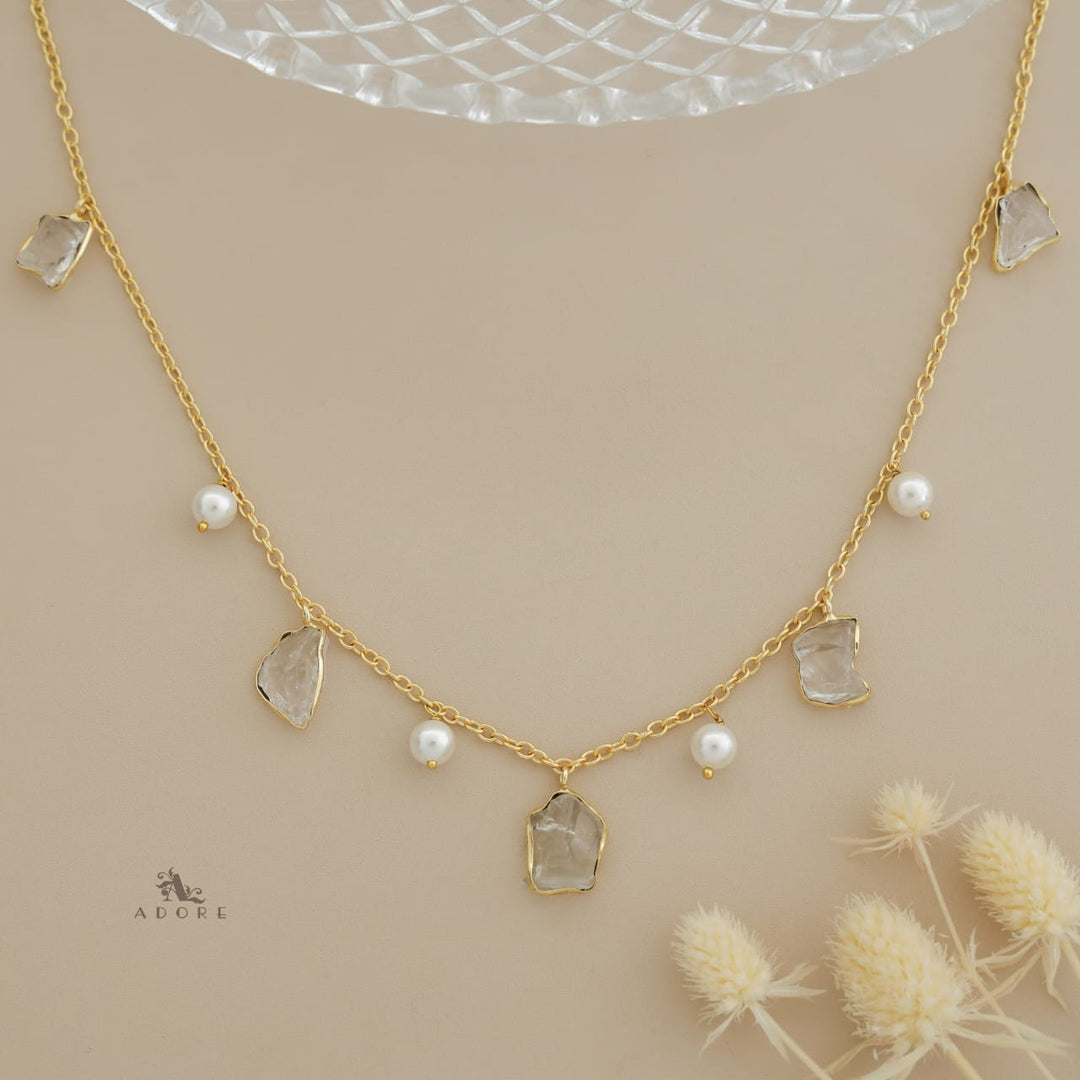 Mawar Raw Stone Pearl Neckpiece