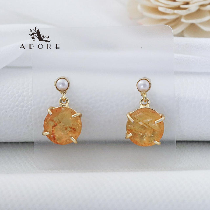 Halle Pearl Dyed Stone Earring