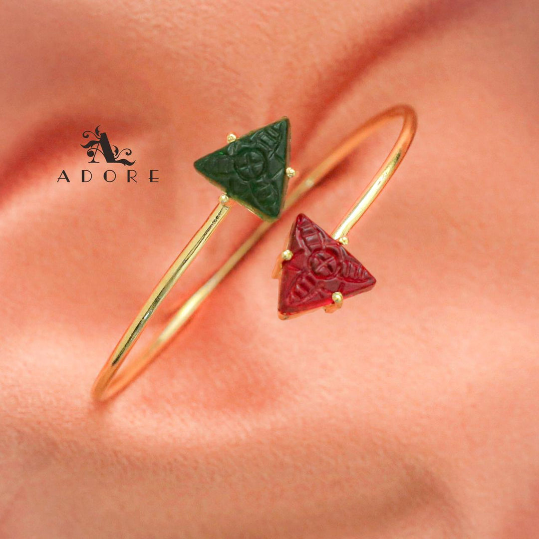 Thasvi Dual Carved Triangle Bangle
