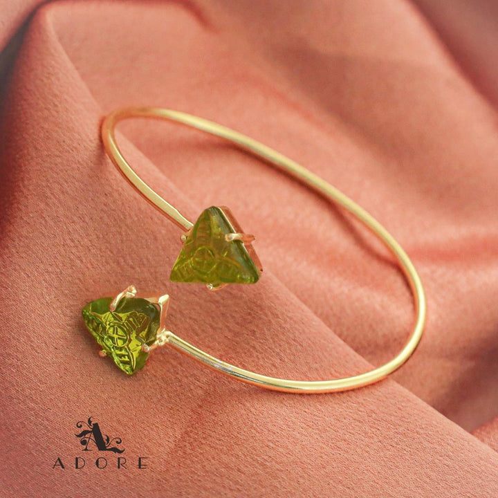Thasvi Dual Carved Triangle Bangle