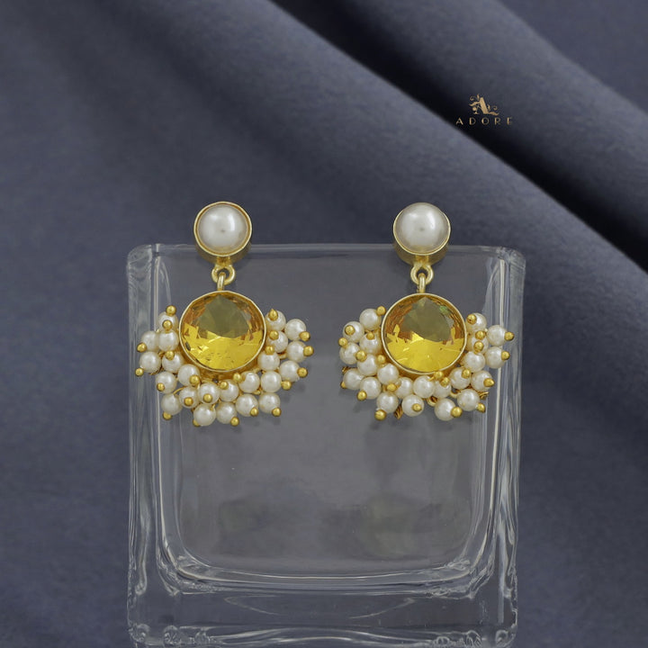 Yelo Pearly Round Glossy Cluster Pearl Earring