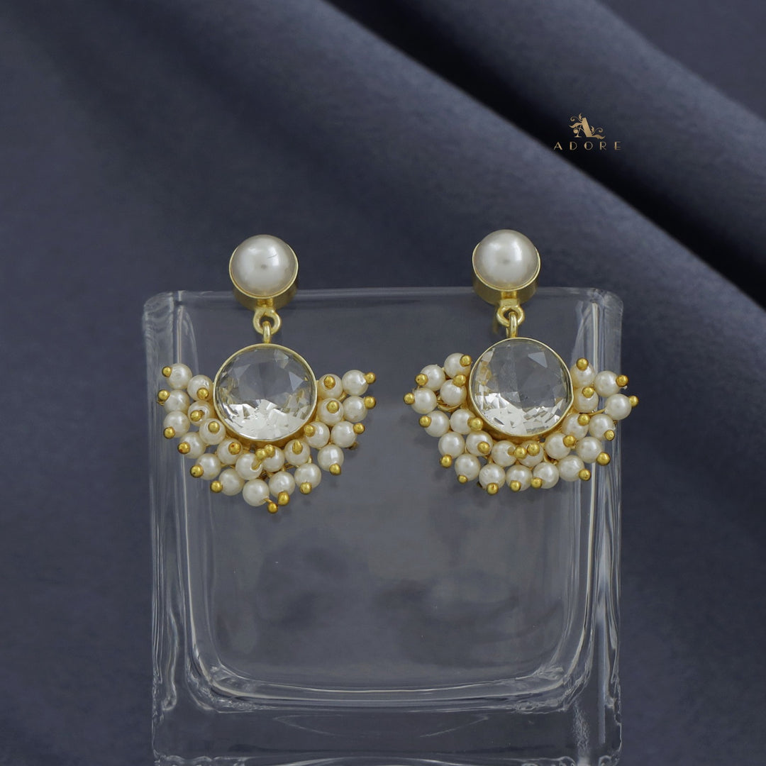 Yelo Pearly Round Glossy Cluster Pearl Earring