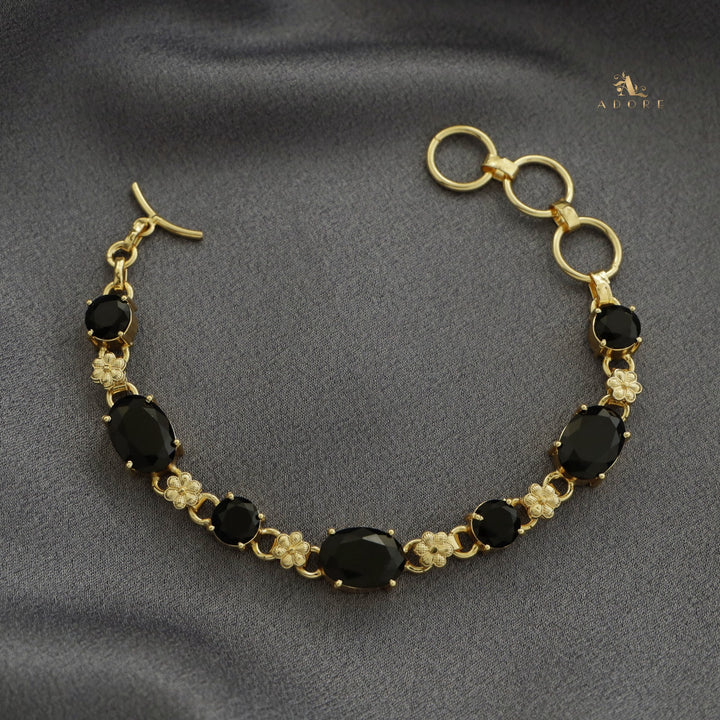 Turvia Flower Bracelet