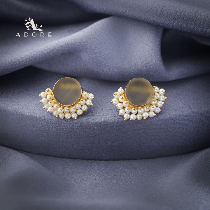 Half Pearls Stud