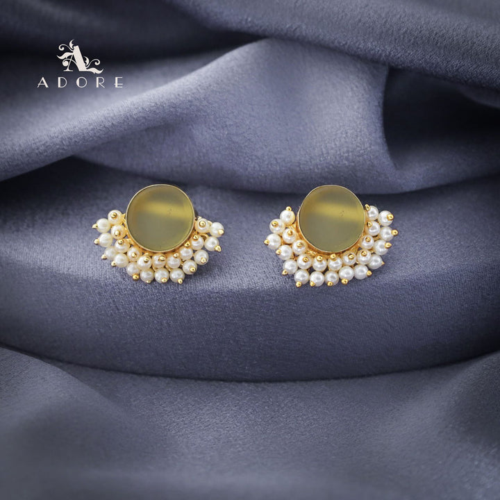 Half Pearls Stud
