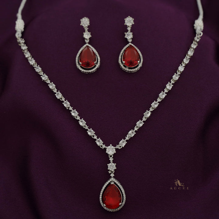 Silver Mirielle Glossy Drop Neckpiece With Earring