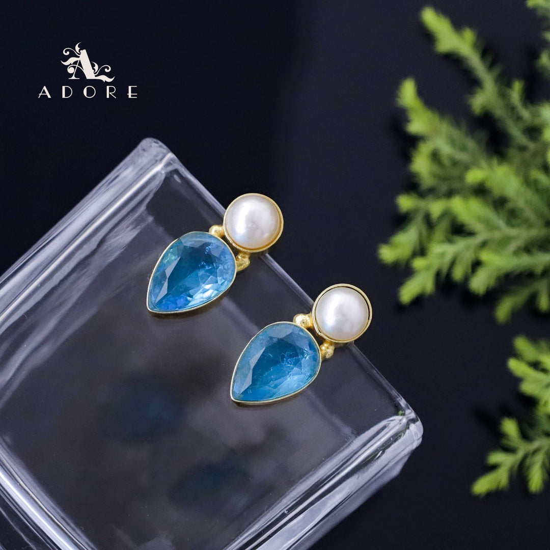 Single Pearl Glossy Drop Earring