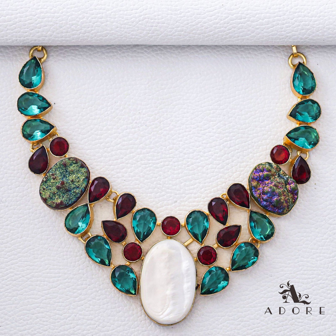 Azaria Neckpiece