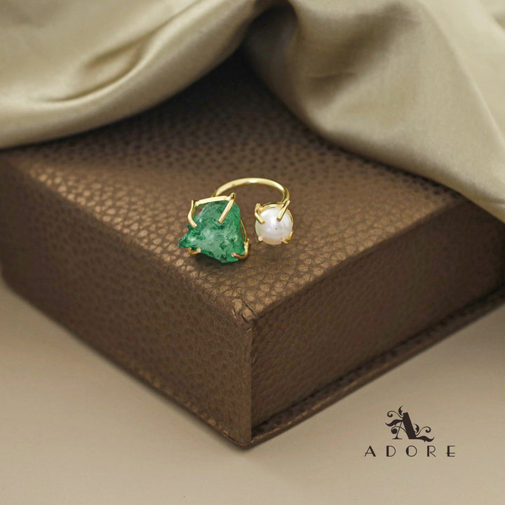 Eza Dyed Stone Plus Pearl Ring