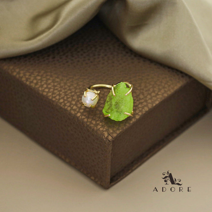 Eza Dyed Stone Plus Pearl Ring