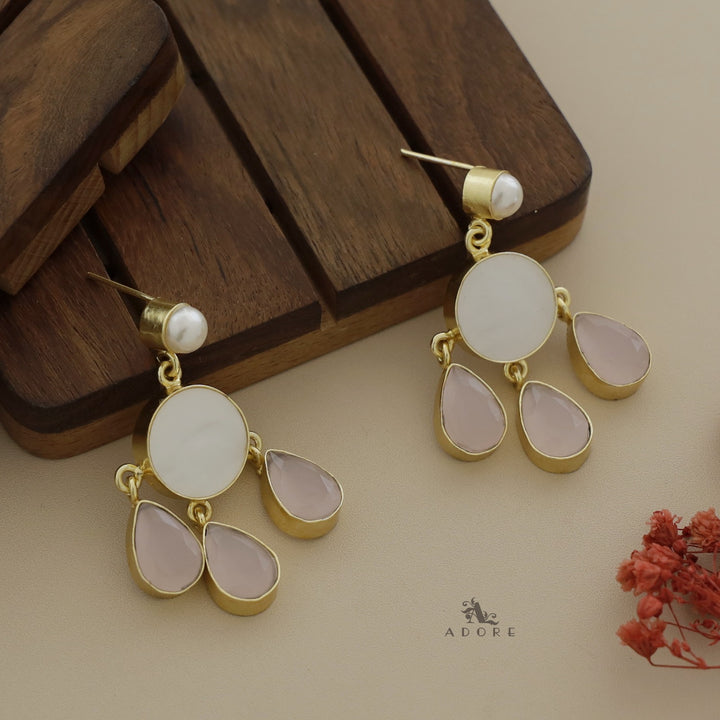 Pearly MOP Thulips Earring