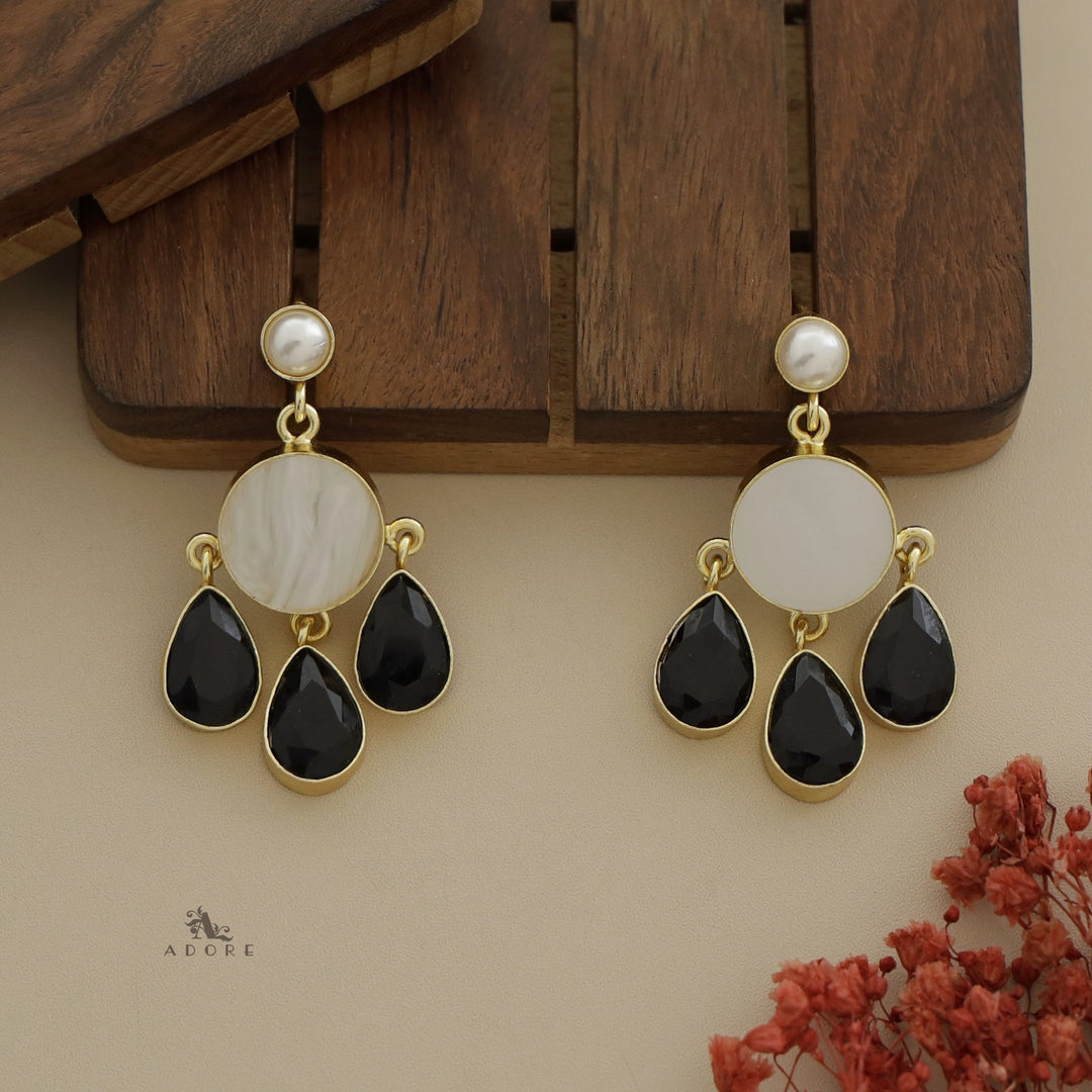 Pearly MOP Thulips Earring