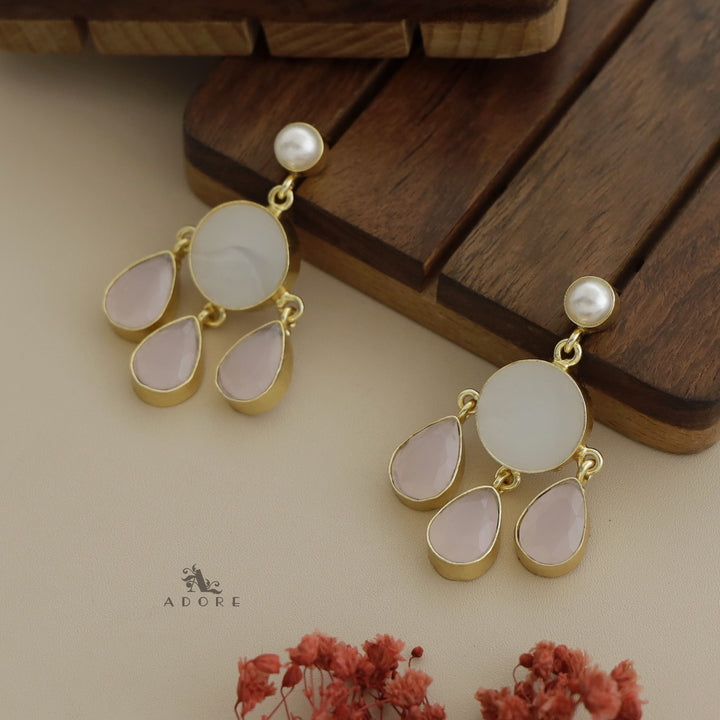 Pearly MOP Thulips Earring