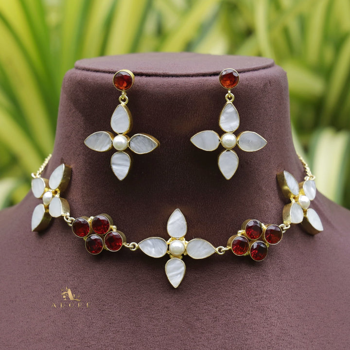 Flower MOP Pearl Glossy Choker With Earring