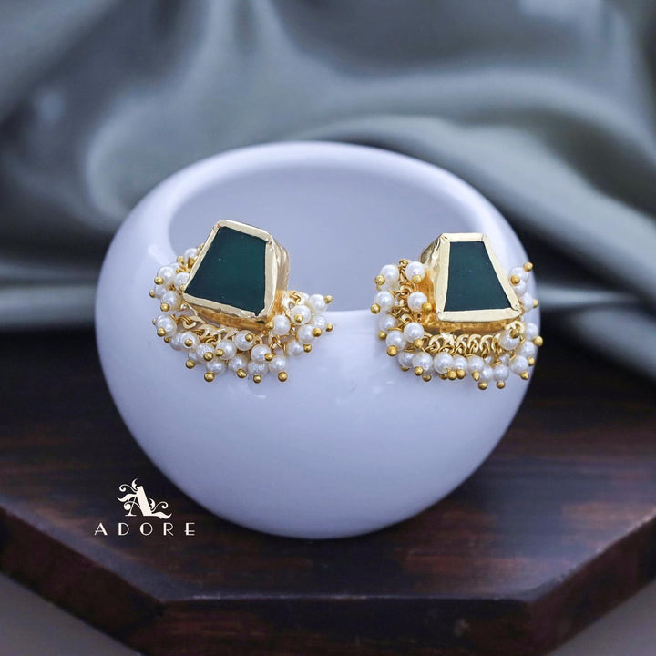 Cleo Raw Stone Cluster Pearl Earring