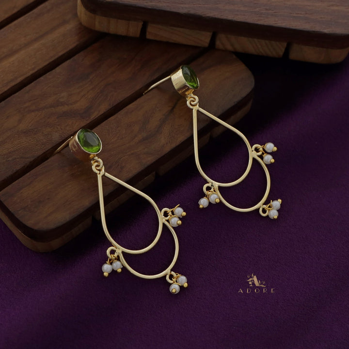 Golden Drop Pearl Glossy Round Earring